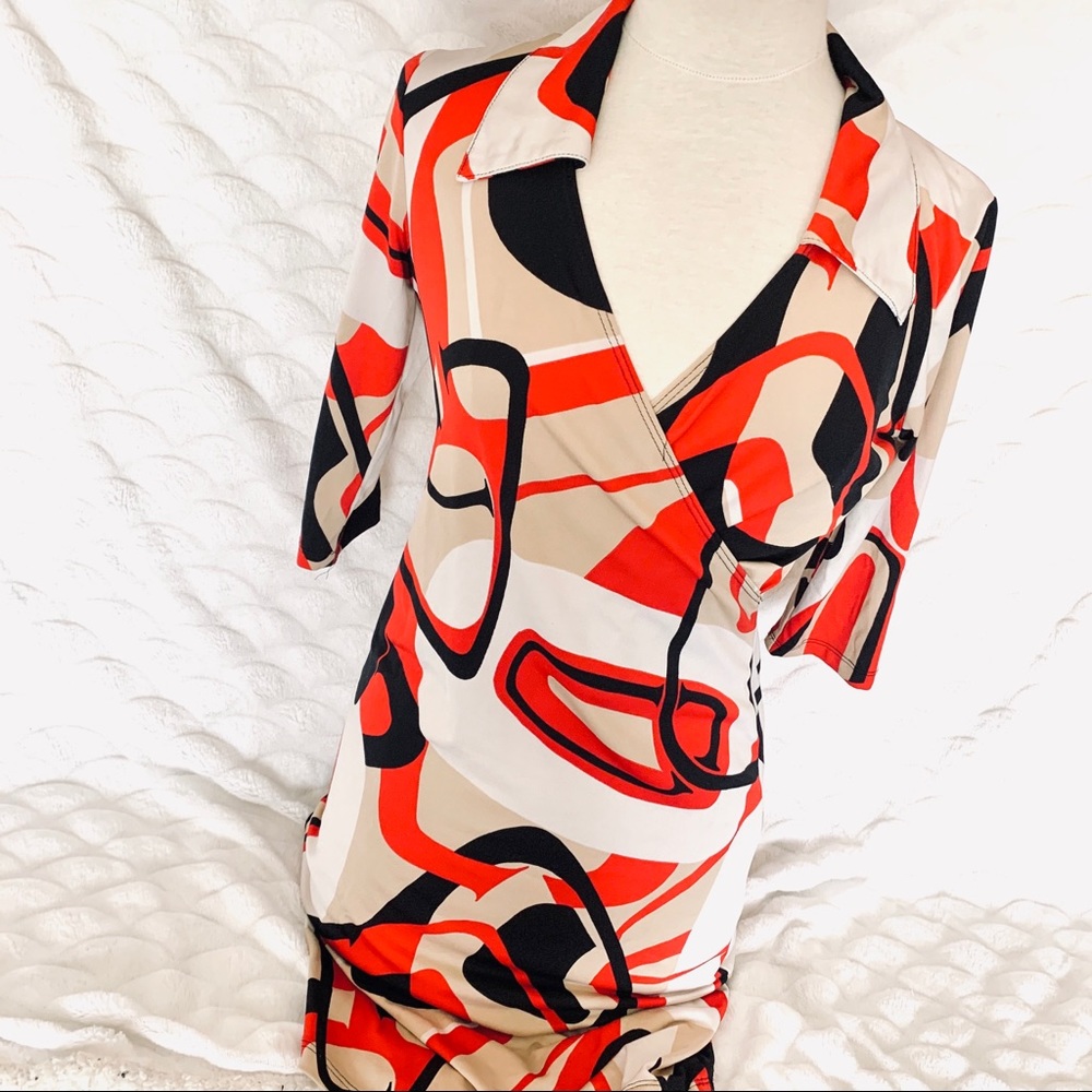🌸2/$20🌸 Le Chateau Graphic Print Wrap Dress